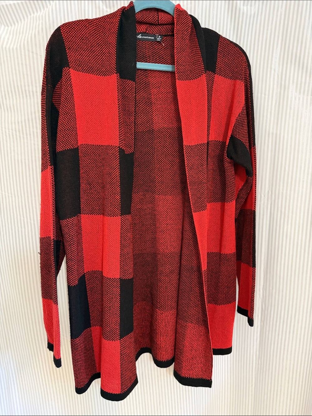 Harve Benard Red and Black Knit Cardigan